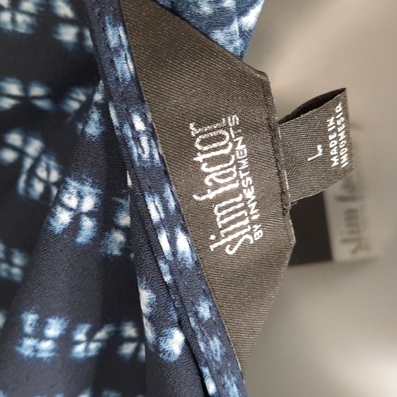 NWT SLIM FACTOR INDIGO/ WHITE SHIBORI STRIPE PRINT BLOUSE SZ L. - Picture 10 of 13